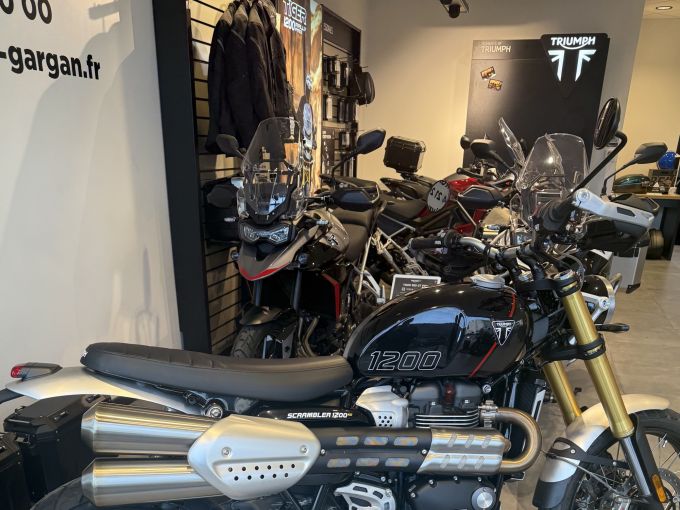 TRIUMPH SCRAMBLER 1200 XE 4