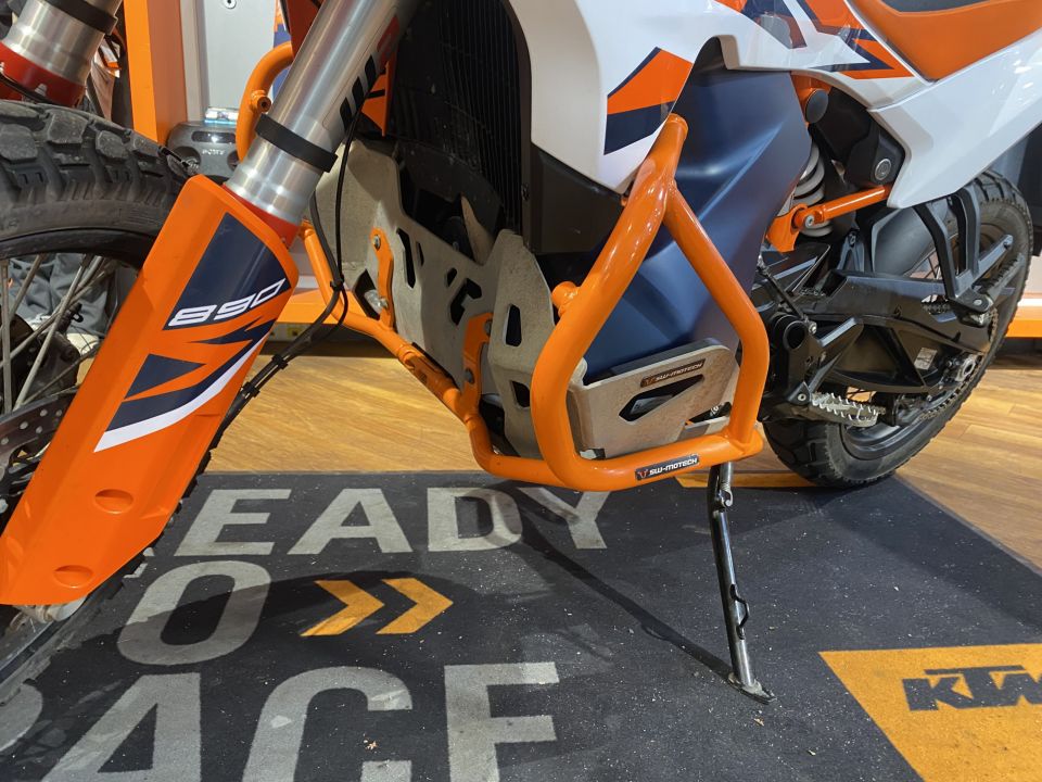 KTM 890 ADVENTURE R 4