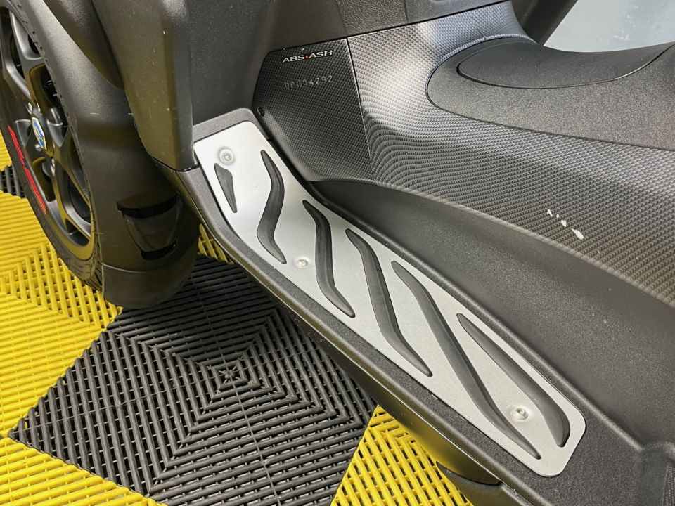 PIAGGIO MP3 400 HPE SPORT ABS ASR 4