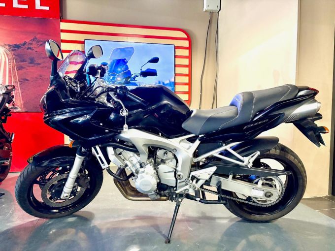YAMAHA FZ6 600 FAZER 98CV 4