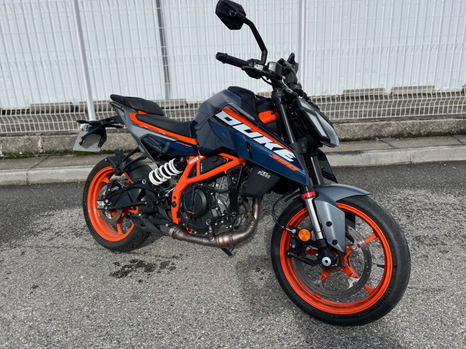 KTM 390 DUKE 4
