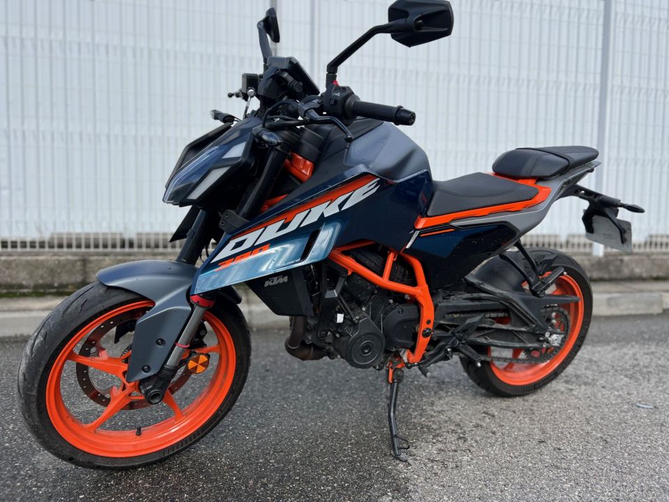 KTM 390 DUKE 4