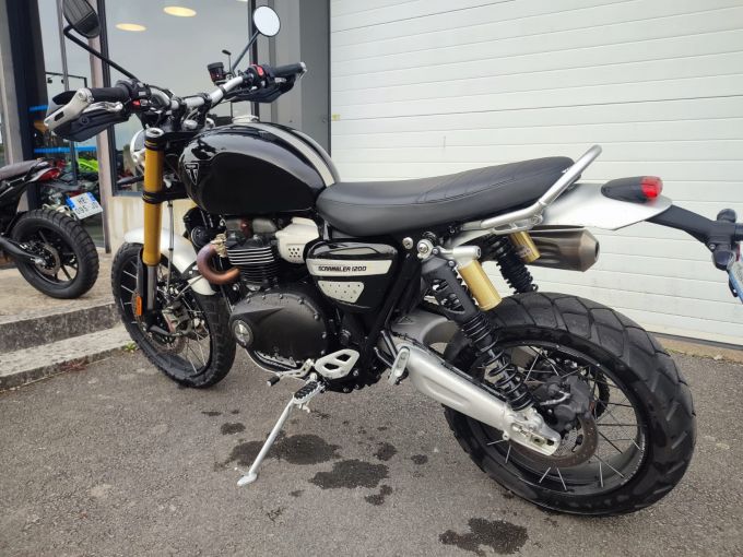 TRIUMPH SCRAMBLER 1200 XE 4