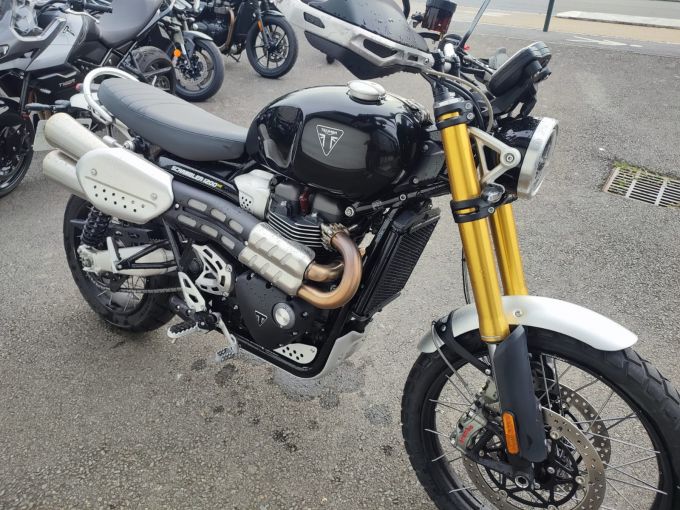 TRIUMPH SCRAMBLER 1200 XE 4