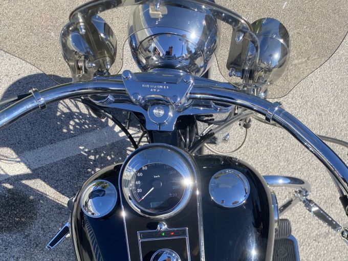 HARLEY-DAVIDSON SOFTAIL DELUXE 1690 4
