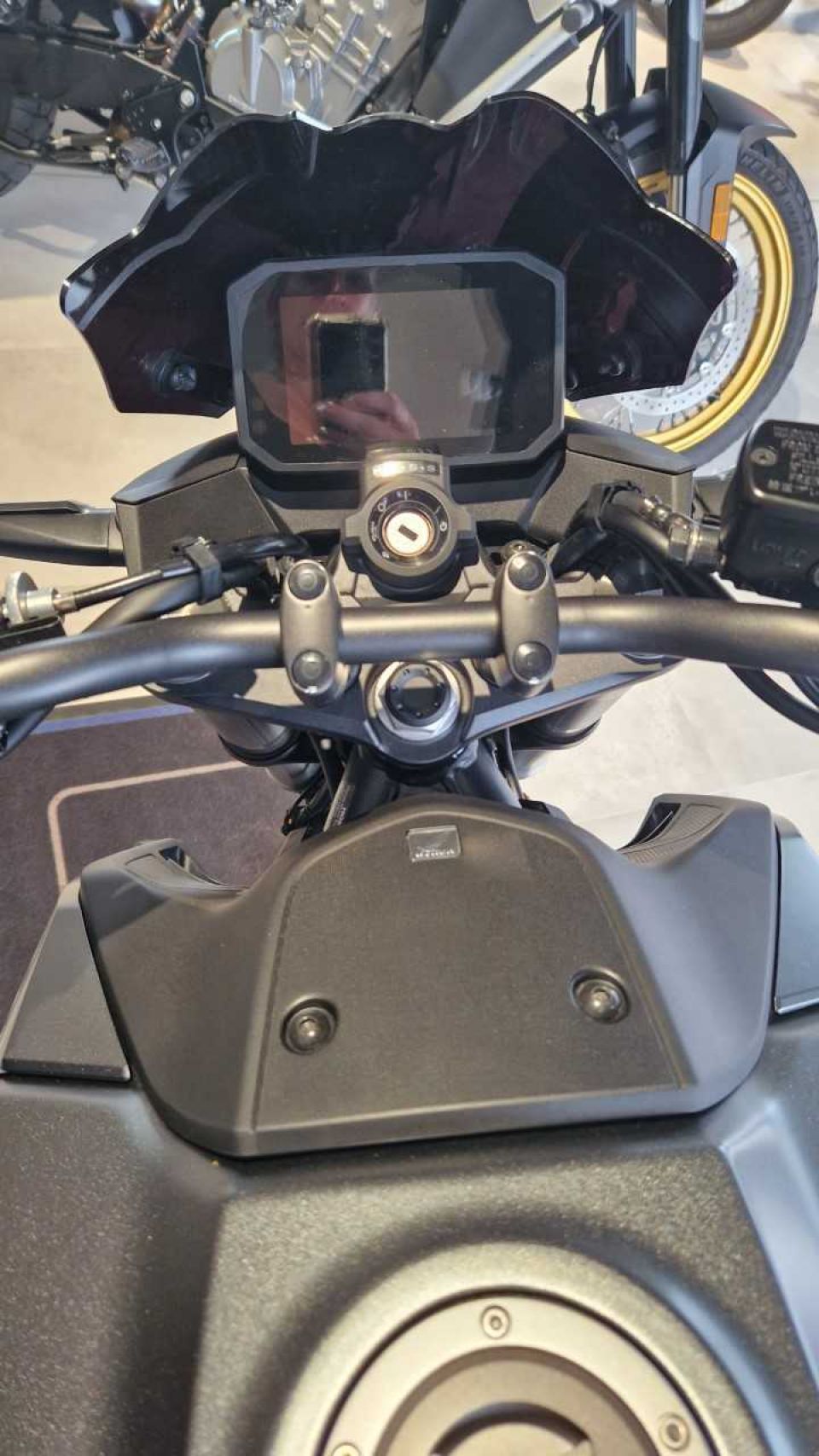 HONDA CB 750 HORNET 4