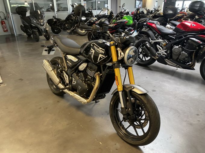 TRIUMPH SPEED 400 4