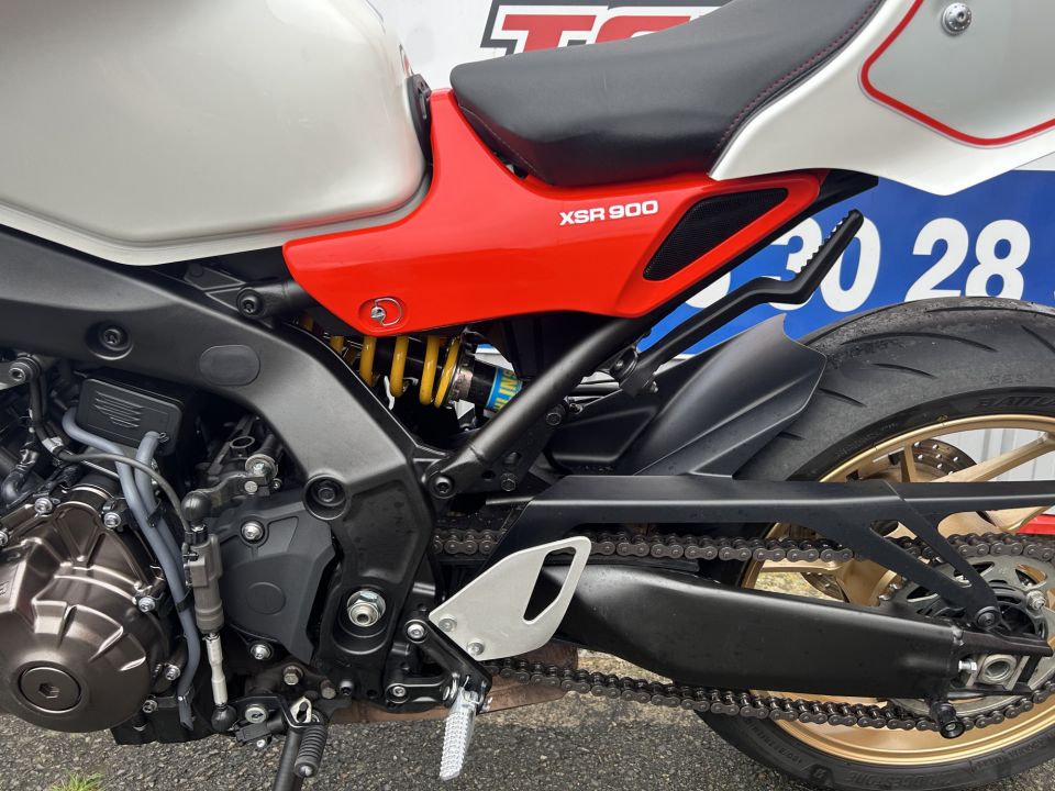 YAMAHA XSR 900 4