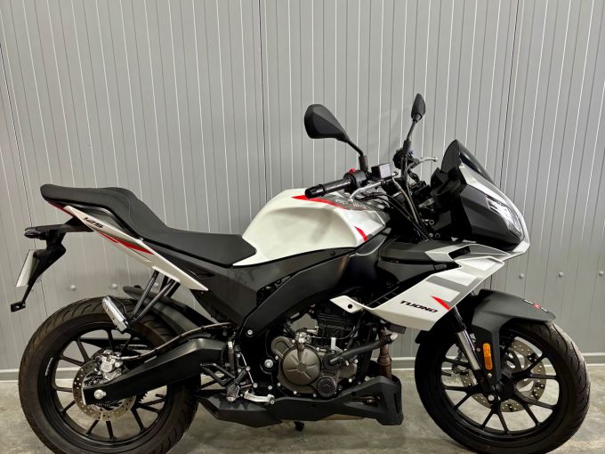APRILIA TUONO 125 ABS 4