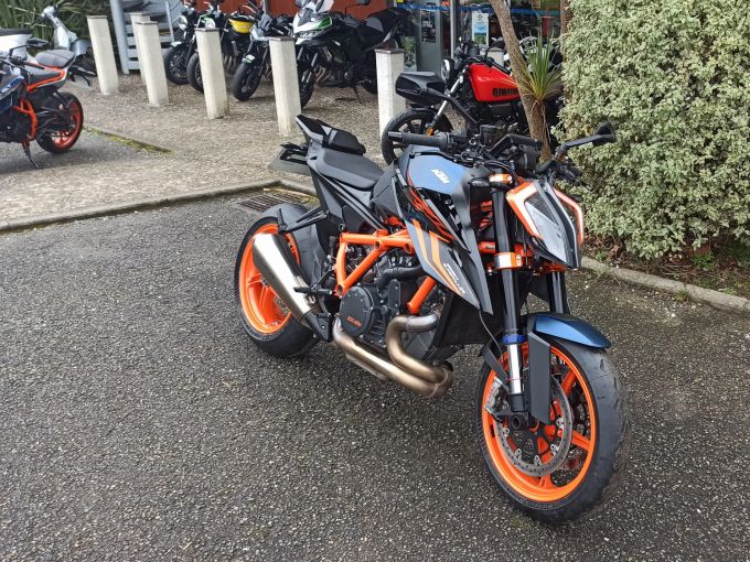 KTM 1290 SUPER DUKE R EVO 4