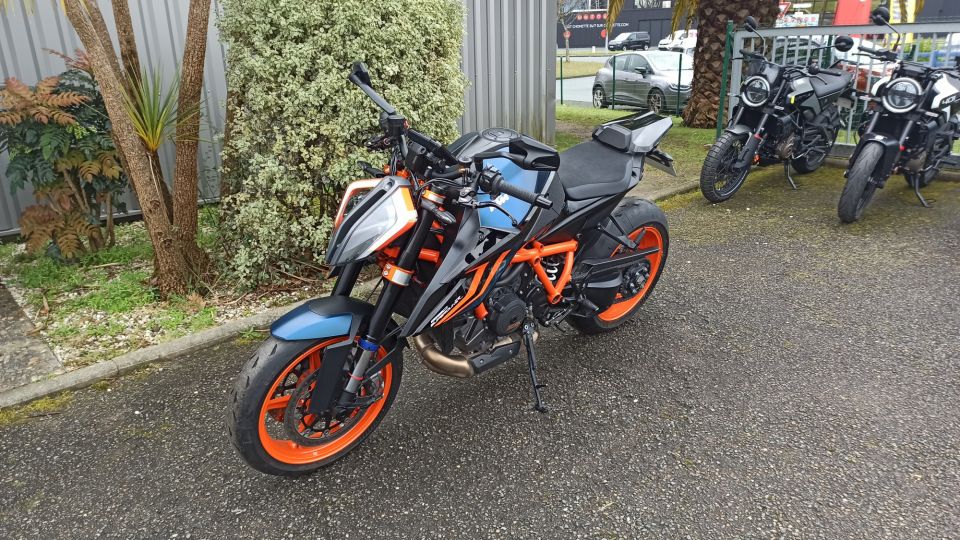 KTM 1290 SUPER DUKE R EVO 4