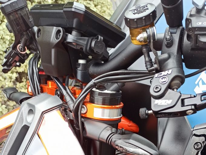 KTM 1290 SUPER DUKE R EVO 4
