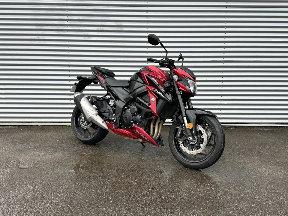 SUZUKI GSX-S 750 4
