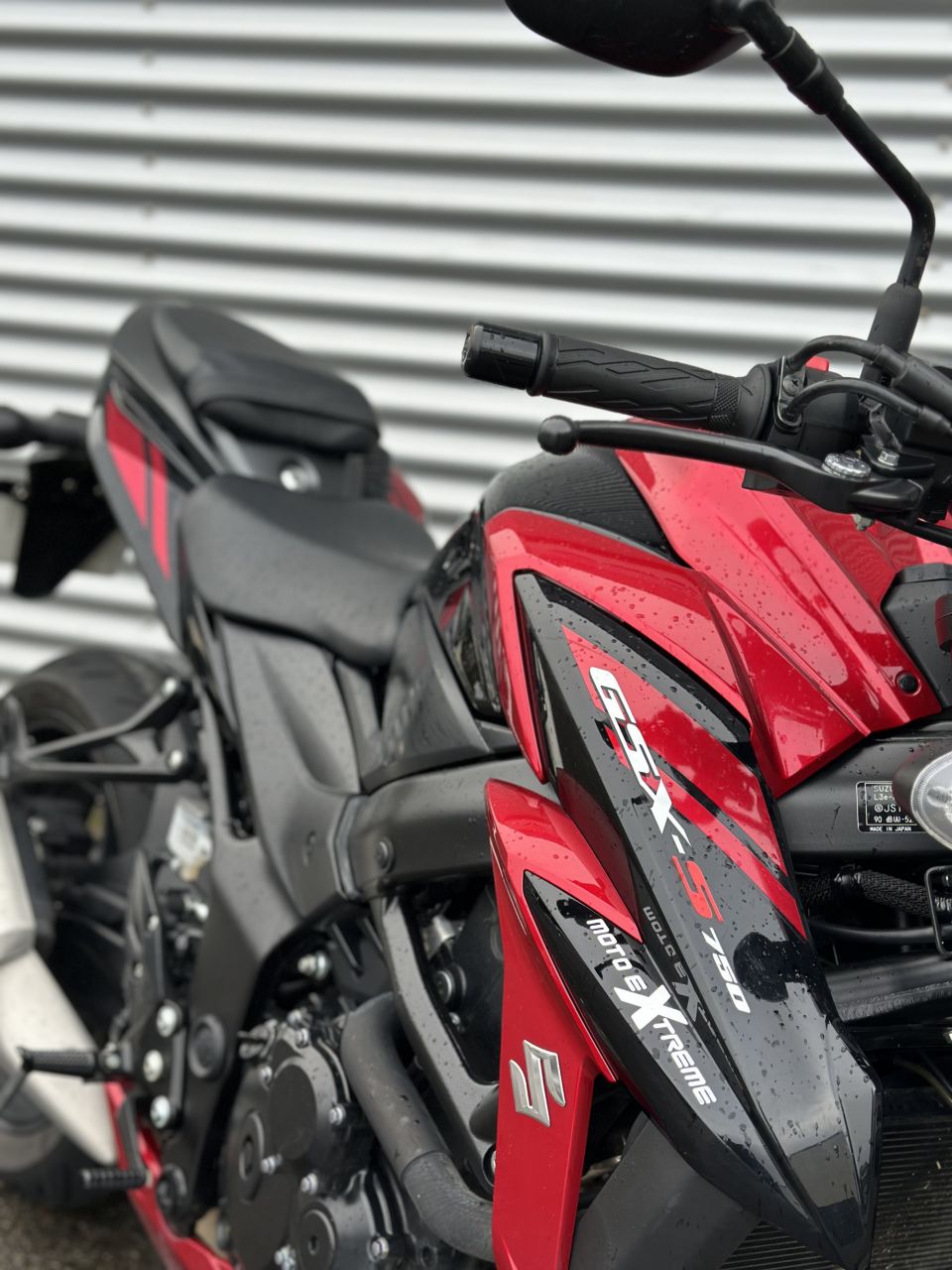 SUZUKI GSX-S 750 4