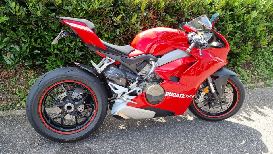 DUCATI PANIGALE 1103 V4 4