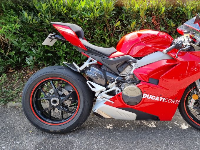 DUCATI PANIGALE 1103 V4 4