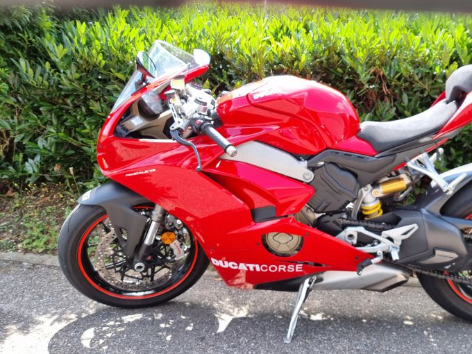 DUCATI PANIGALE 1103 V4 4