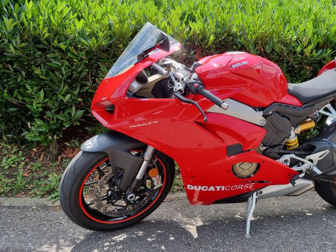 DUCATI PANIGALE 1103 V4 4
