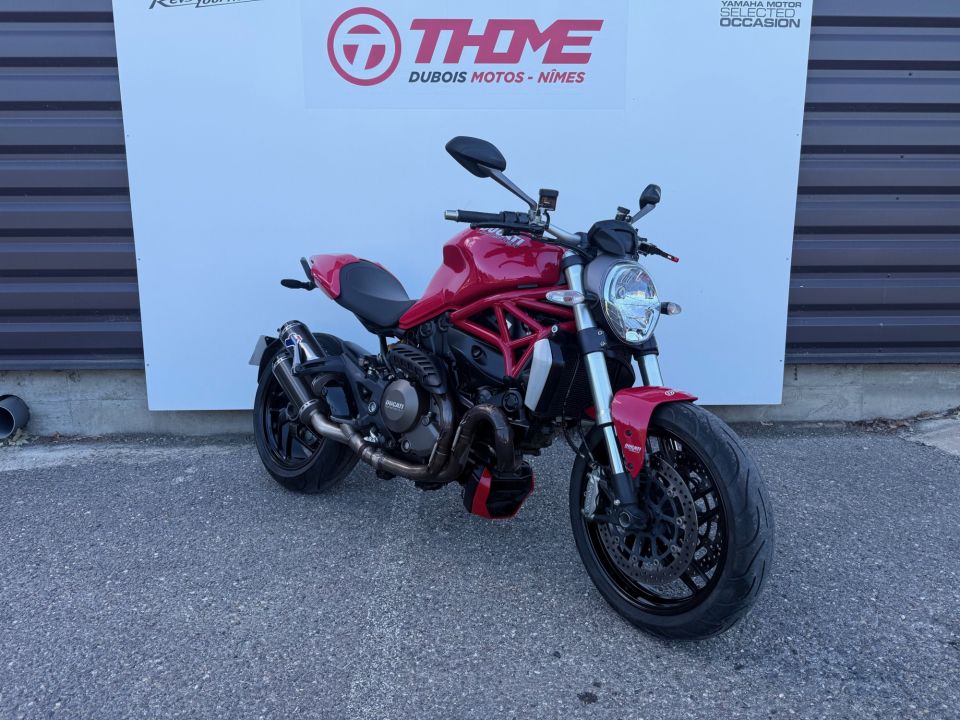DUCATI MONSTER 1200 4