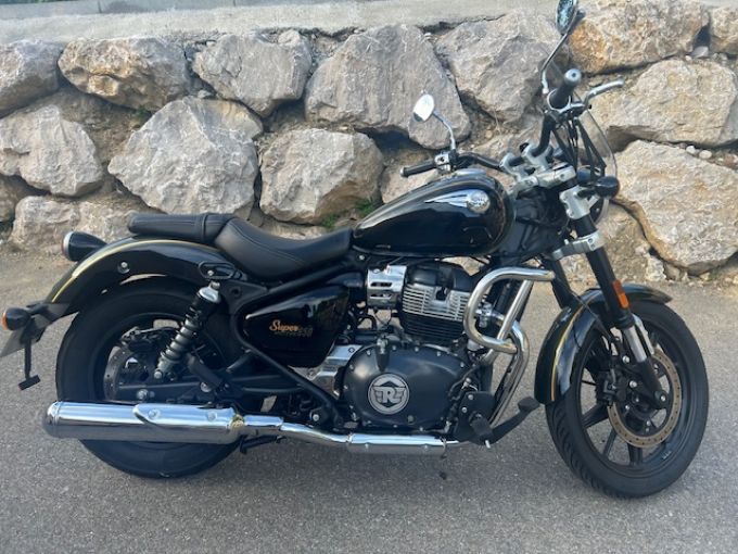 ROYAL ENFIELD SUPER METEOR 650 4