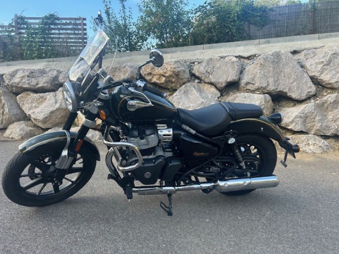ROYAL ENFIELD SUPER METEOR 650 4