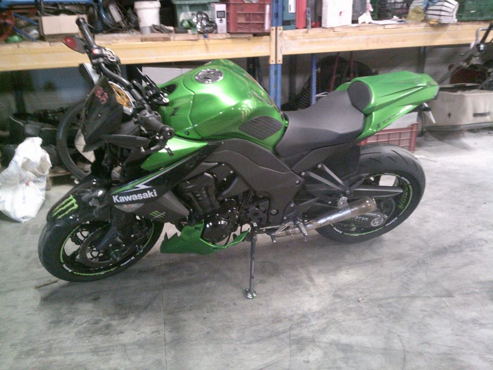 KAWASAKI Z 1000 4