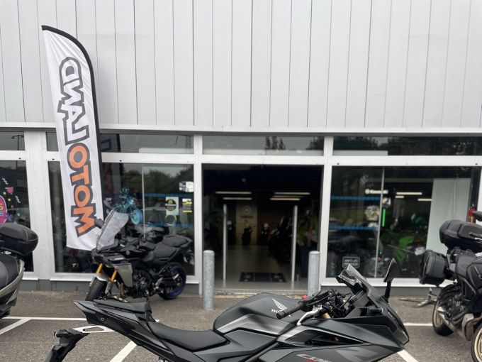 HONDA CBR 500 R 4