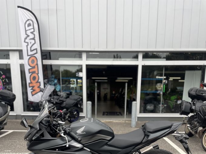 HONDA CBR 500 R 4