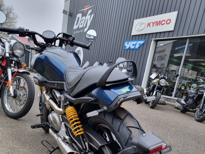 HYOSUNG GV 125 4