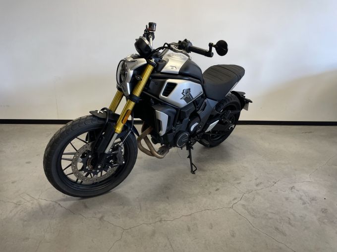 CF MOTO 700 CL-X 4