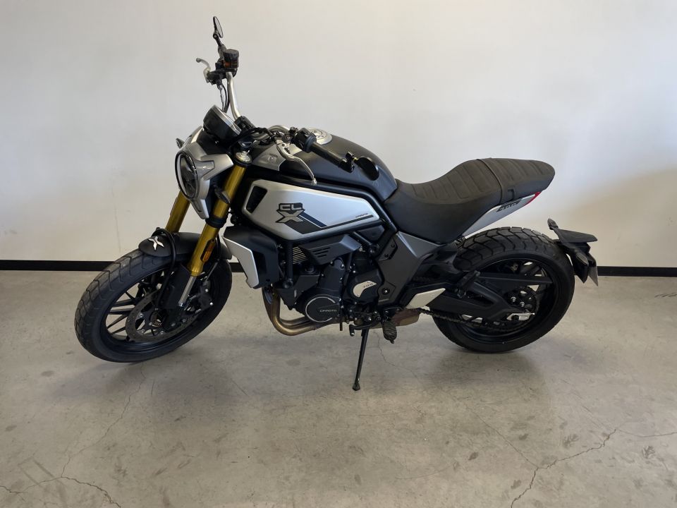 CF MOTO 700 CL-X 4