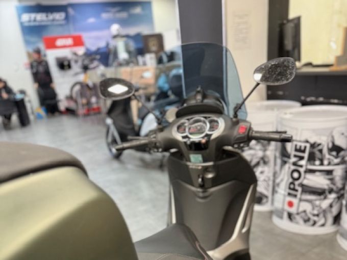 PIAGGIO BEVERLY S 300 4