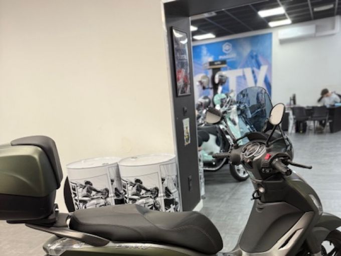 PIAGGIO BEVERLY S 300 4
