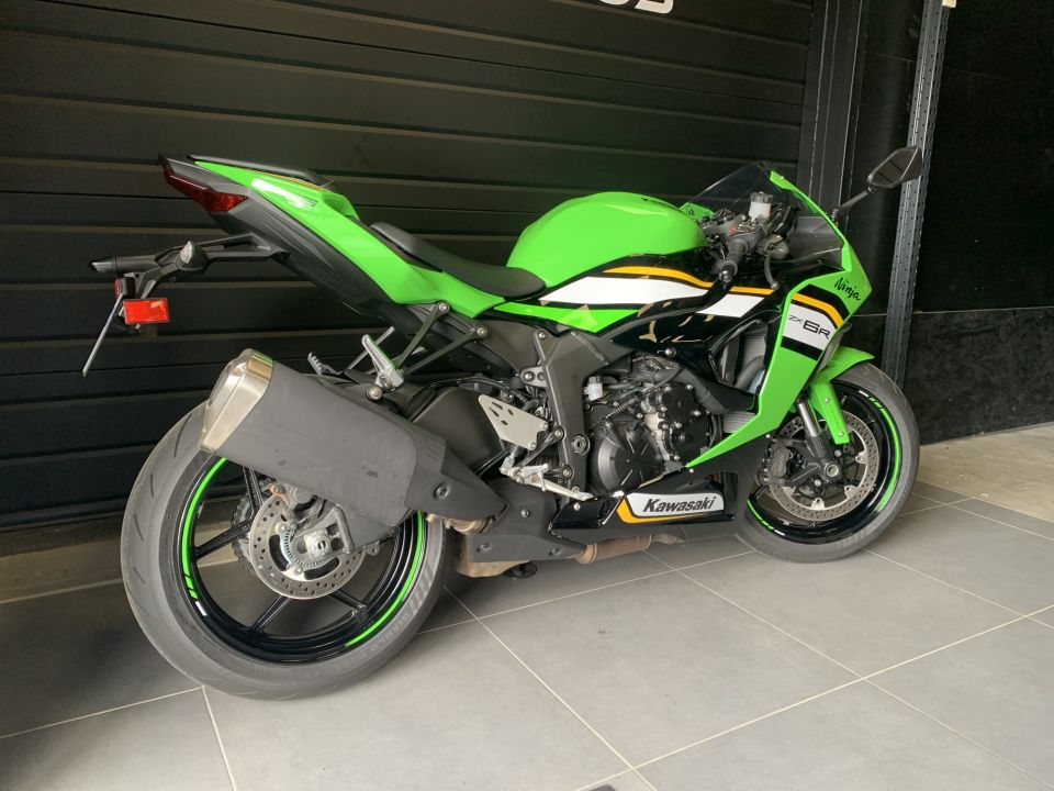 KAWASAKI ZX-6R 636 4