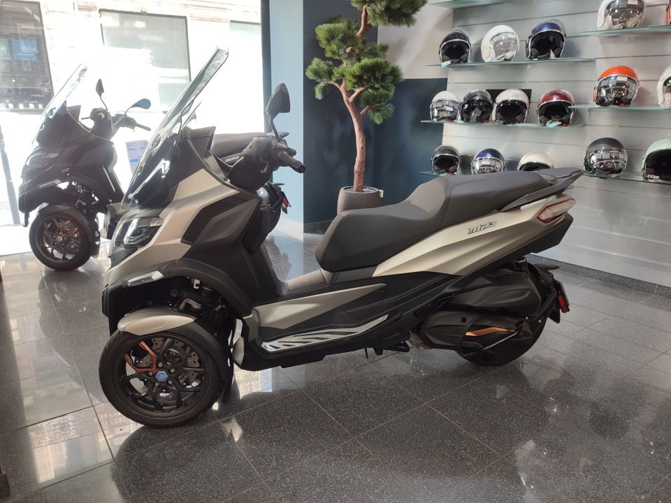 PIAGGIO MP3 530 HPE EXCLUSIVE 4