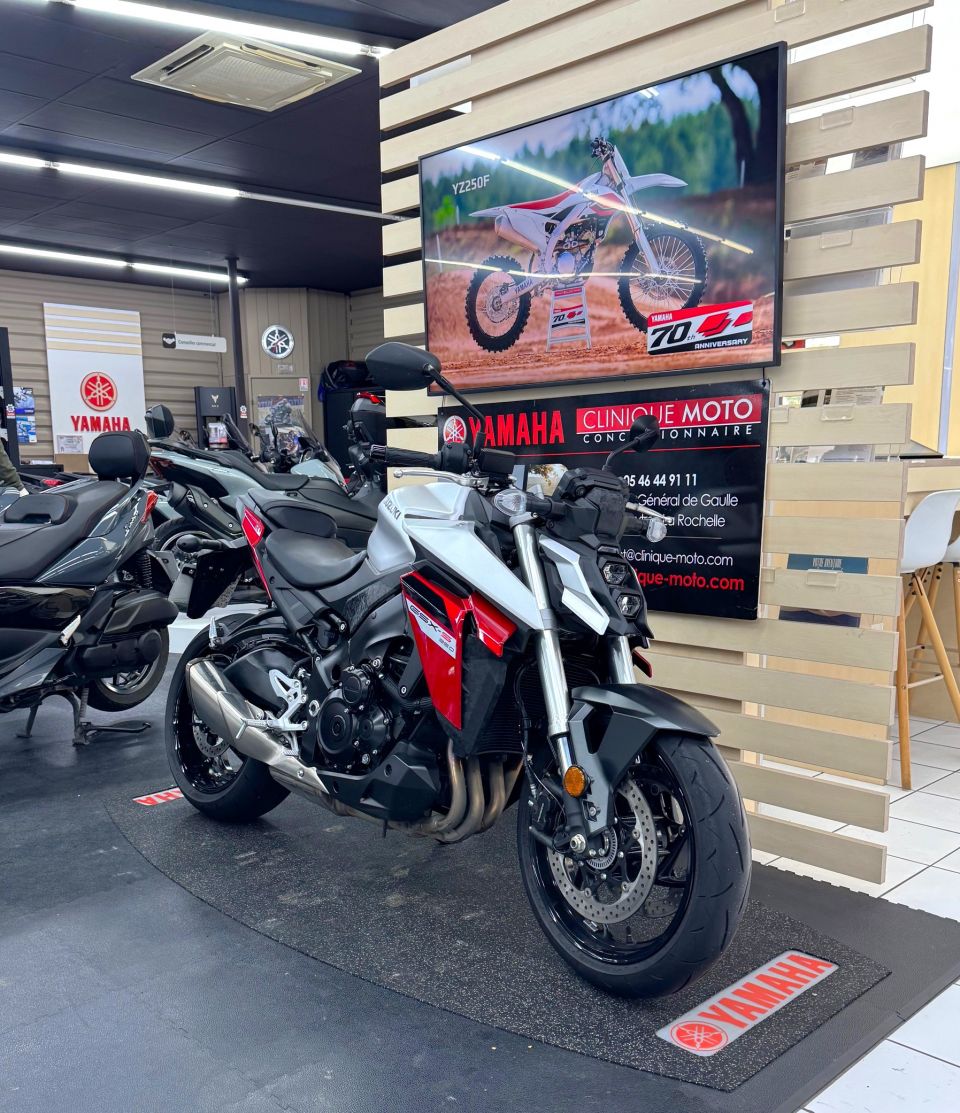 SUZUKI GSX-S 950 A2 4