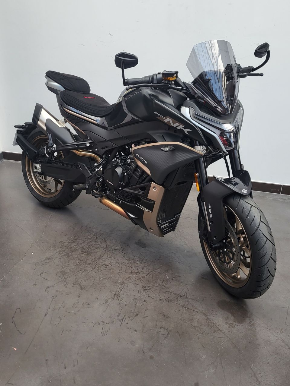 CF MOTO NK 800 Advanced 4