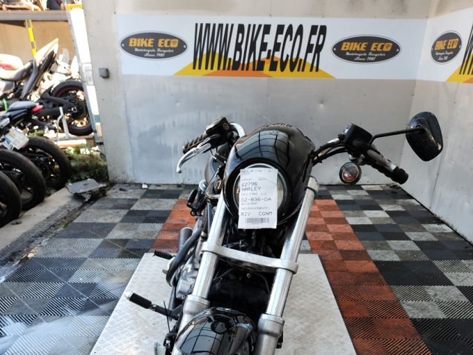 HARLEY-DAVIDSON V-ROD 1130 4