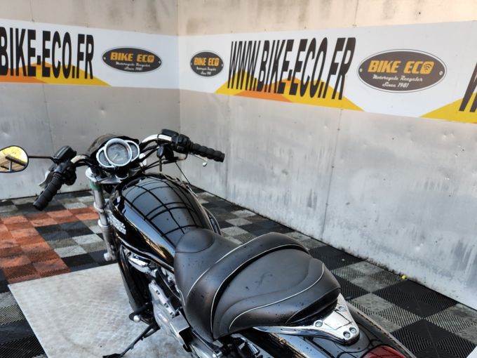 HARLEY-DAVIDSON V-ROD 1130 4