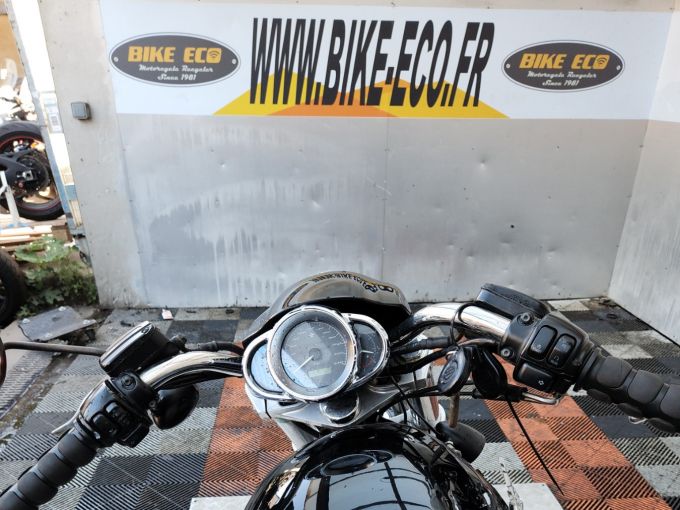 HARLEY-DAVIDSON V-ROD 1130 4
