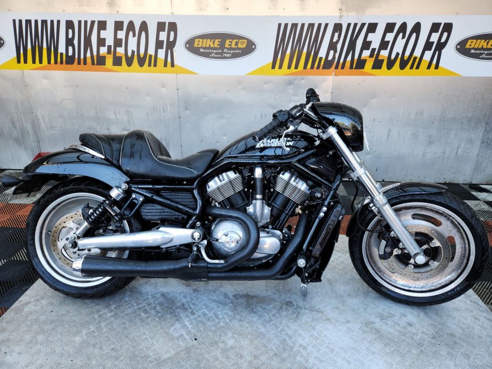 HARLEY-DAVIDSON V-ROD 1130 4