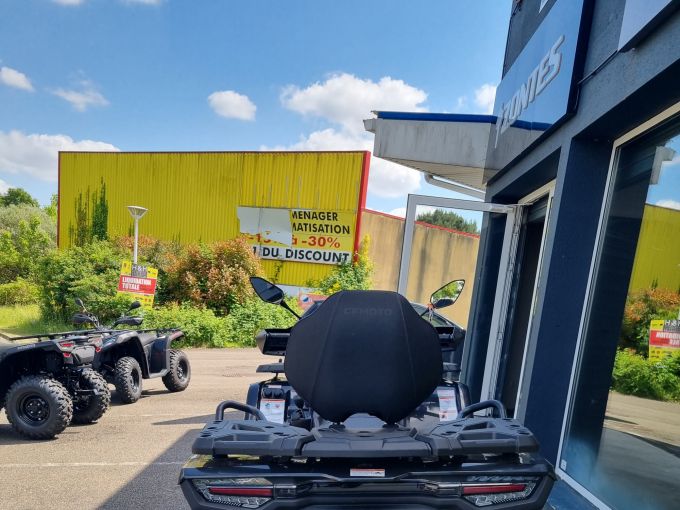 CF MOTO CFORCE 520 4