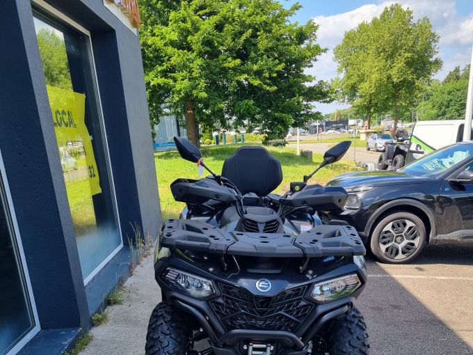 CF MOTO CFORCE 520 4