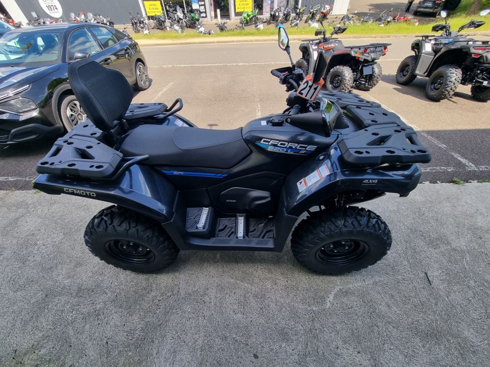 CF MOTO CFORCE 520 4