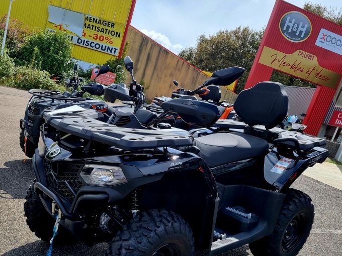CF MOTO CFORCE 520 4