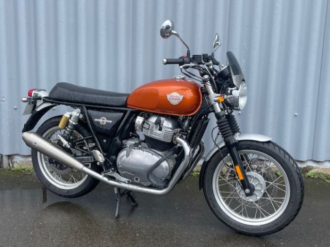 ROYAL ENFIELD INTERCEPTOR 4