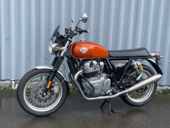 ROYAL ENFIELD INTERCEPTOR 4
