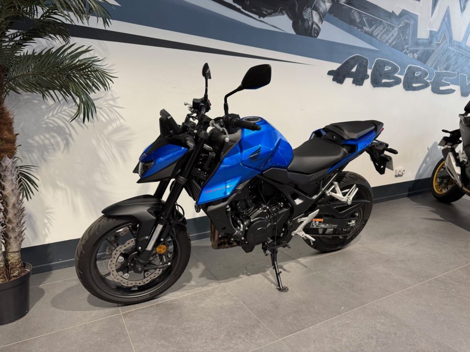 HONDA CB 750 HORNET 4