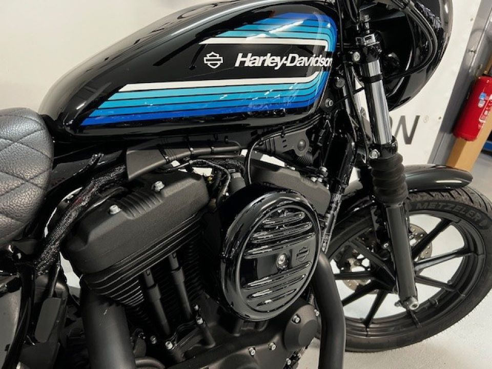 HARLEY-DAVIDSON SPORTSTER 1200 NS 4