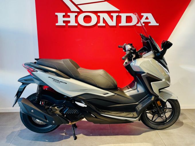 HONDA FORZA 125 ABS 4